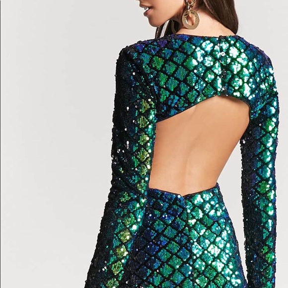 Forever 21 sequence cut out dress. - Picture 2 of 7
